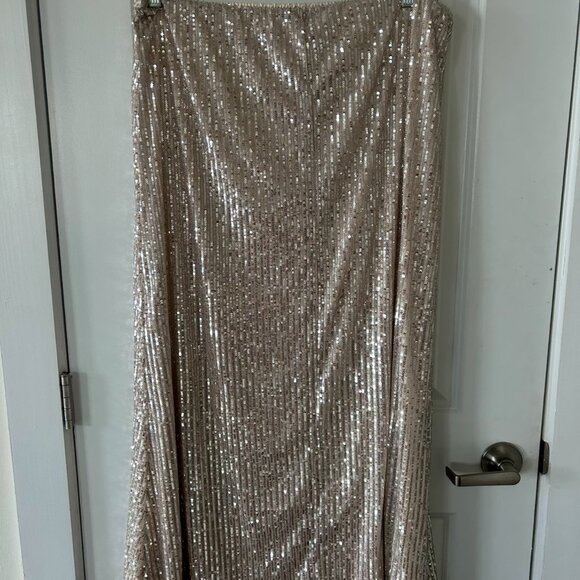OLD NAVY SEQUIN TALL MAXI SKIRT- UNWORN - Picture 8 of 10